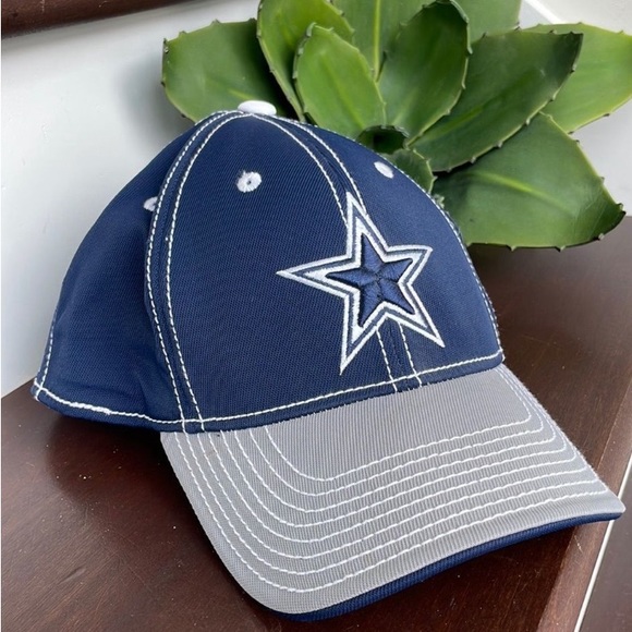 Dallas Cowboy cap new - Picture 1 of 3